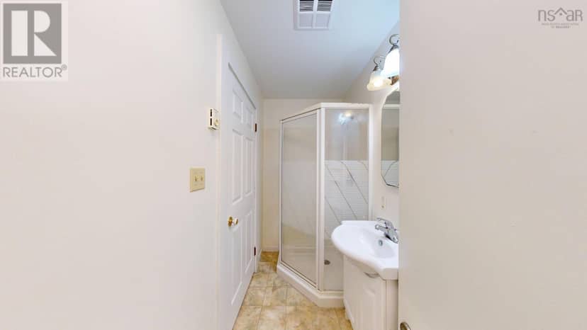 9517 Commercial Street — photo 20 of 40
