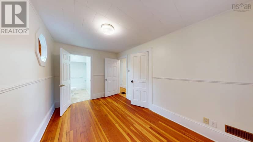 9517 Commercial Street — photo 27 of 40