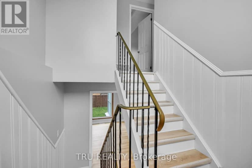 52 Greenboro Crescent — photo 20 of 37