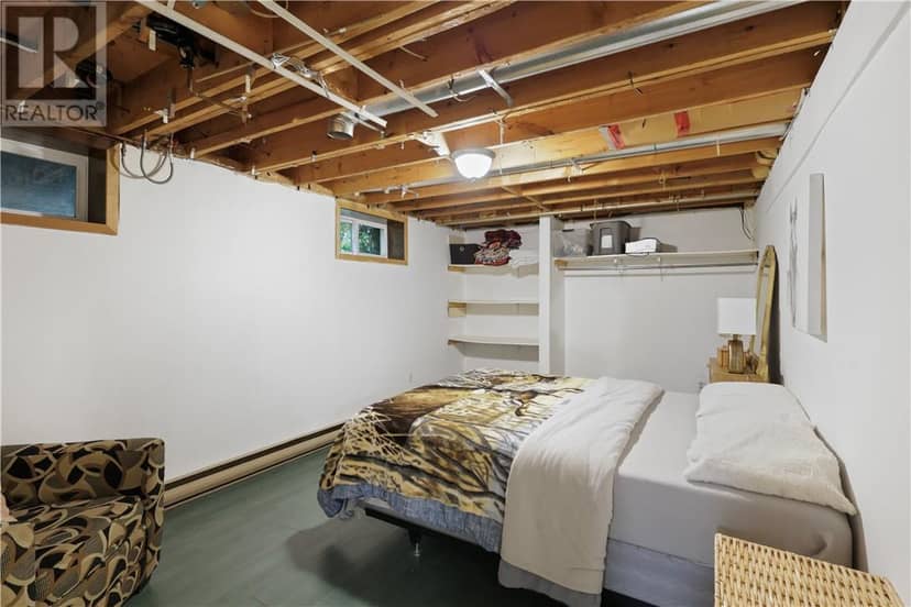 147 THORNE Street — photo 36 of 37