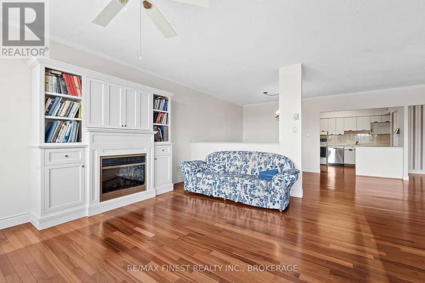 302 - 1000 King Street W, Kingston, photo 5