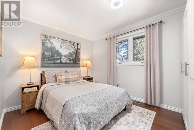 12130 Loyalist Parkway — photo 15 of 28