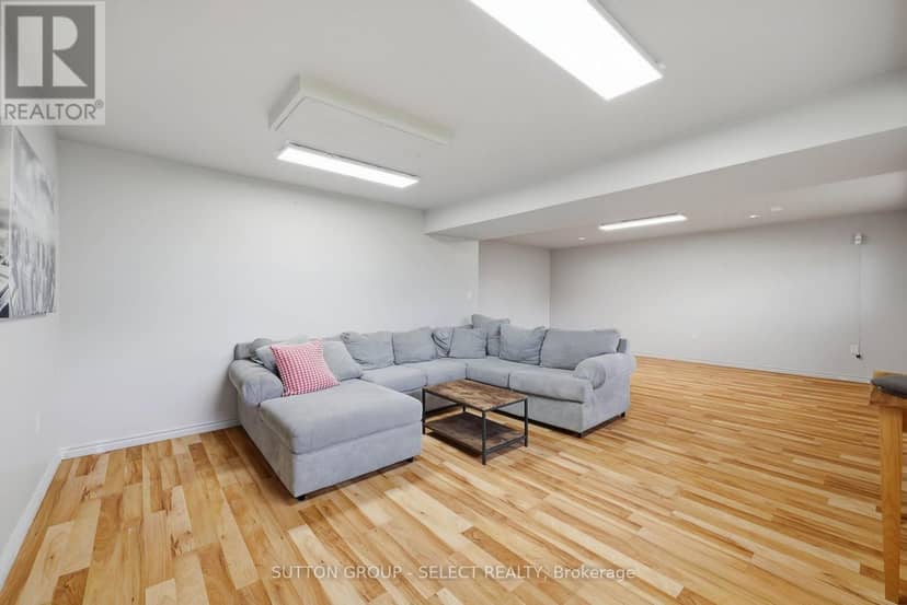 108 Victoria Drive — photo 35 of 40