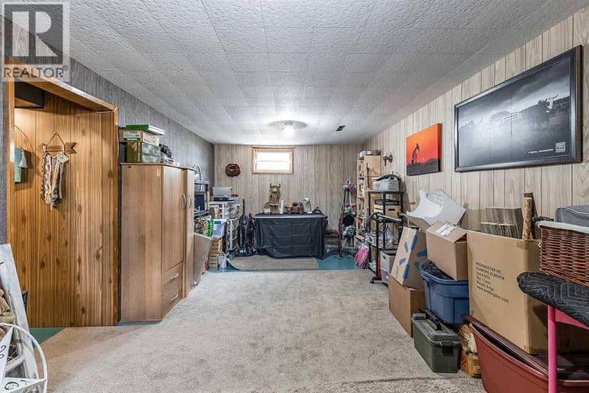 708 Broadway Avenue E — photo 23 of 40