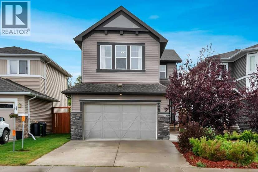 32 Lakewood Circle, Strathmore