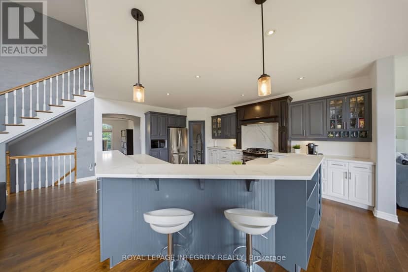 562 Pennycross Lane — photo 14 of 40