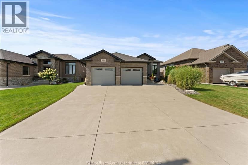120 Golfview Drive — photo 3 of 40