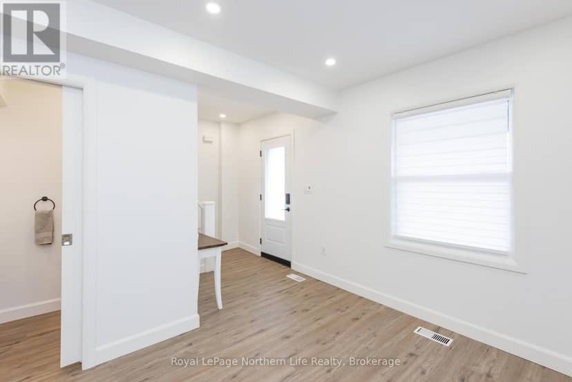 253 Second Avenue W, North Bay, photo 8