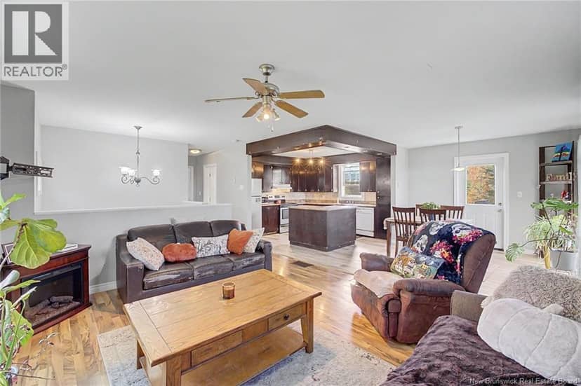 2631 Route 104 — photo 10 of 40