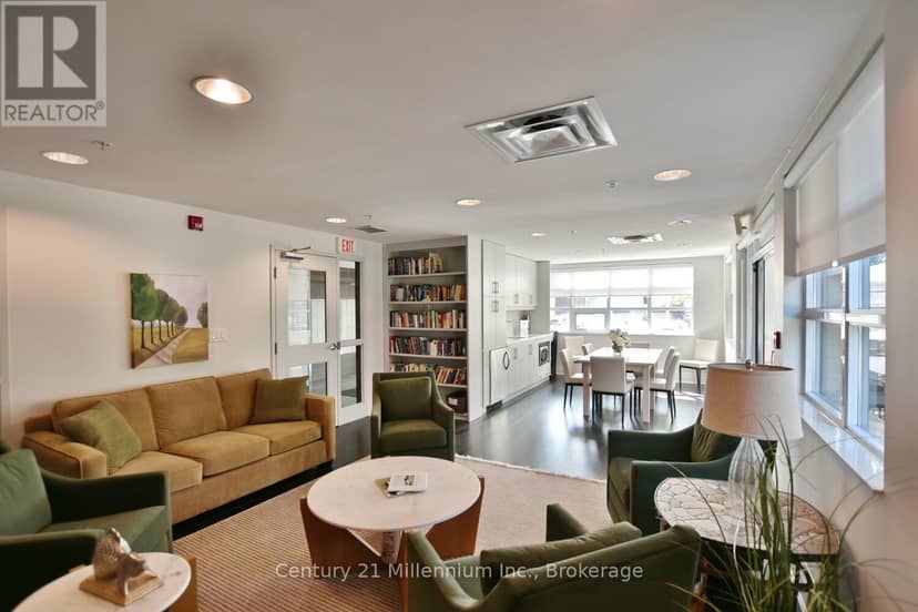 208 - 1 Shipyard Lane — photo 37 of 40