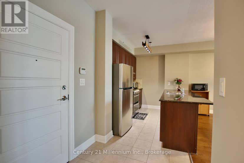 208 - 1 Shipyard Lane — photo 4 of 40