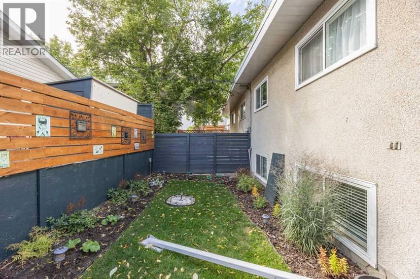 219 26 Avenue NE — photo 37 of 40