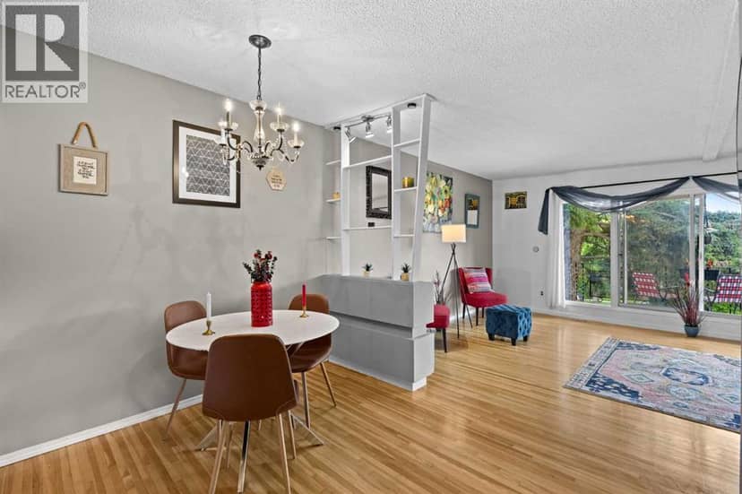 219 26 Avenue NE, Calgary, photo 5