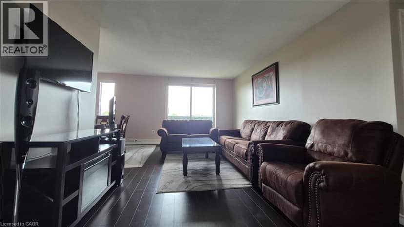 279 CHANDLER Drive Unit# 706 — photo 12 of 40