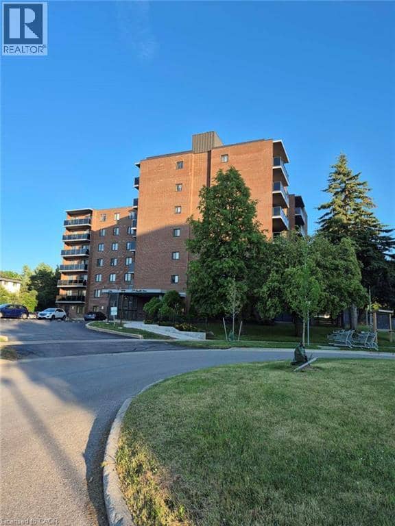 279 CHANDLER Drive Unit# 706, Kitchener, photo 4
