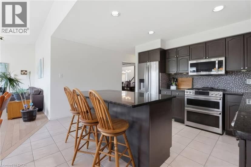 195 GREEN VISTA Drive — photo 15 of 40