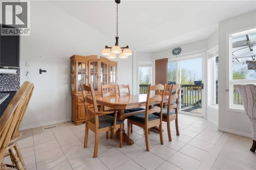 195 GREEN VISTA Drive — photo 17 of 40