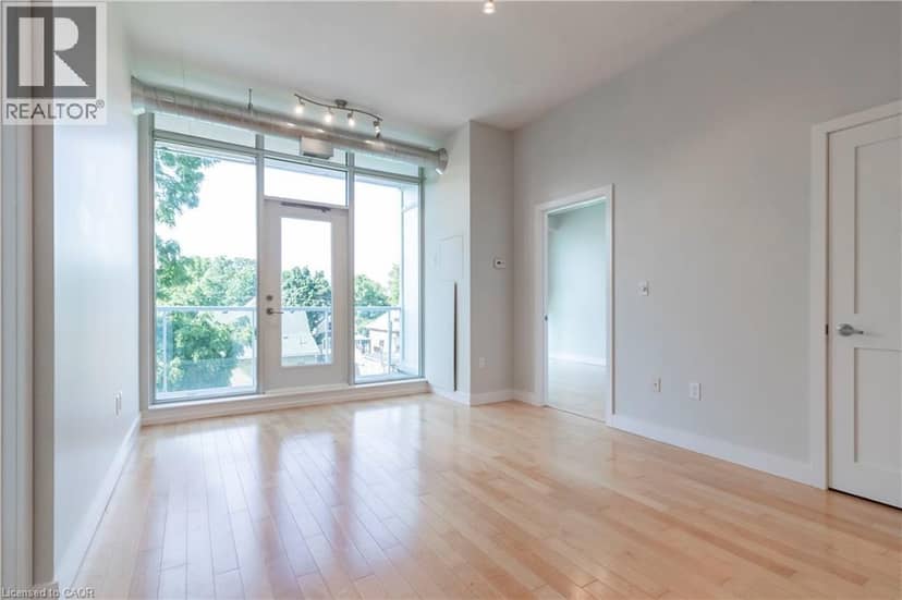 42 BRIDGEPORT Road E Unit# 301 — photo 4 of 29