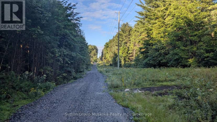 194 Clarkes Lane — photo 7 of 8