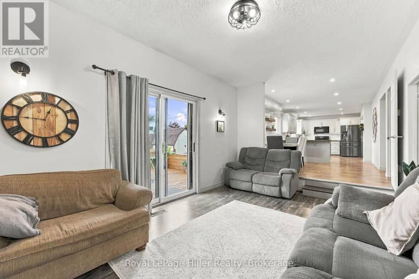 133 Braemar Crescent — photo 18 of 40