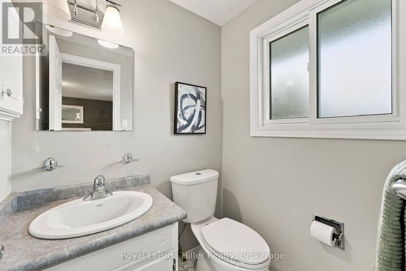 133 Braemar Crescent — photo 29 of 40