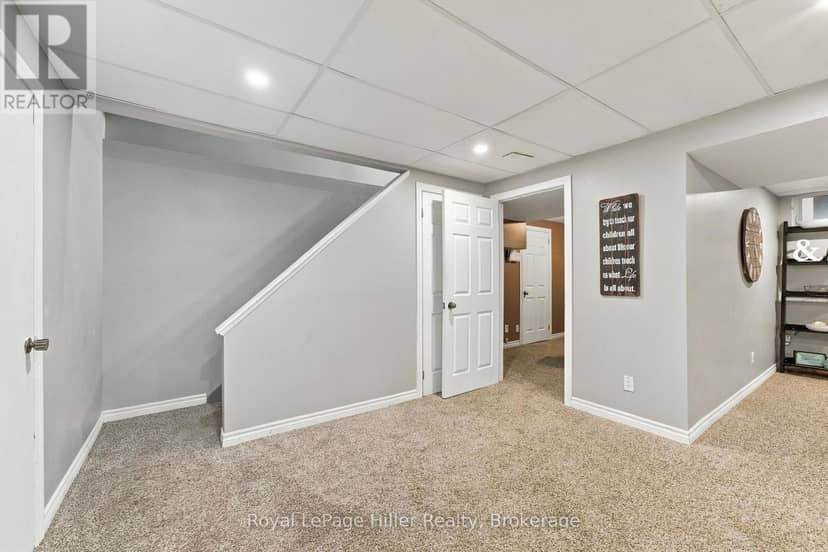 133 Braemar Crescent — photo 31 of 40