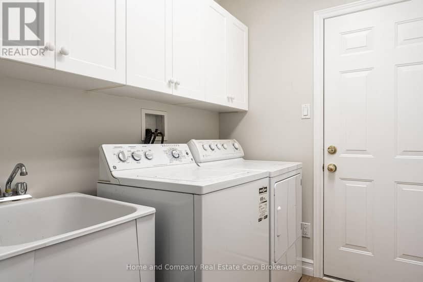 5 Ridgewood Crescent — photo 23 of 40