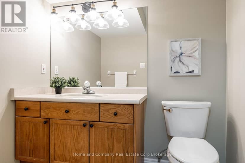 5 Ridgewood Crescent — photo 27 of 40