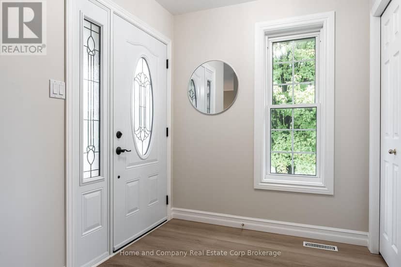 5 Ridgewood Crescent, St. Marys, photo 6