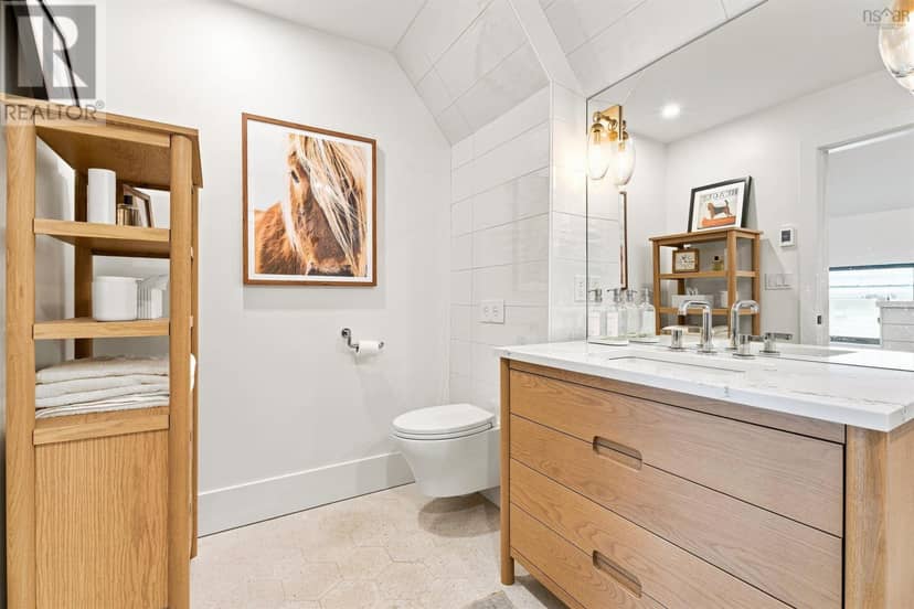 5675 Stanley Street — photo 36 of 40