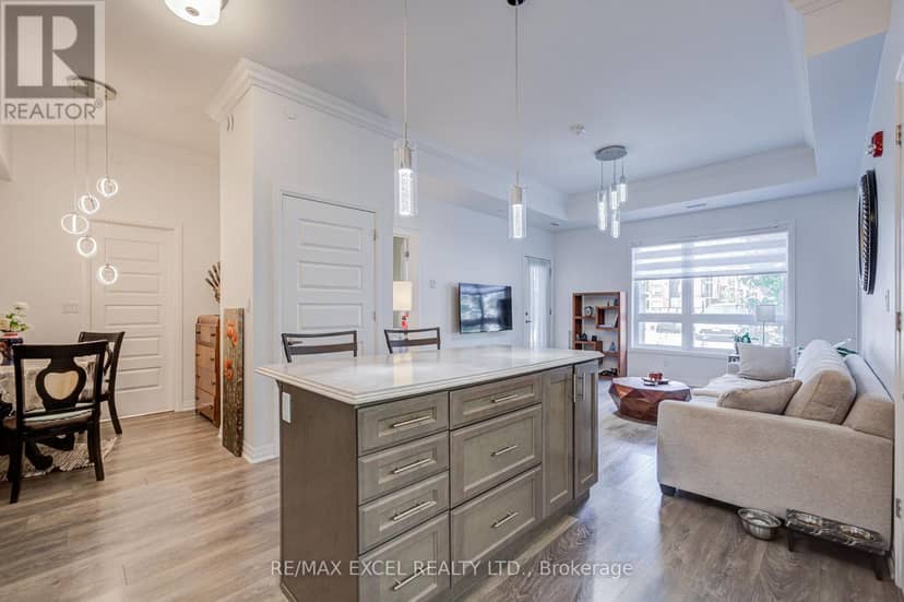 103 - 2 Adam Sellers Street — photo 15 of 40
