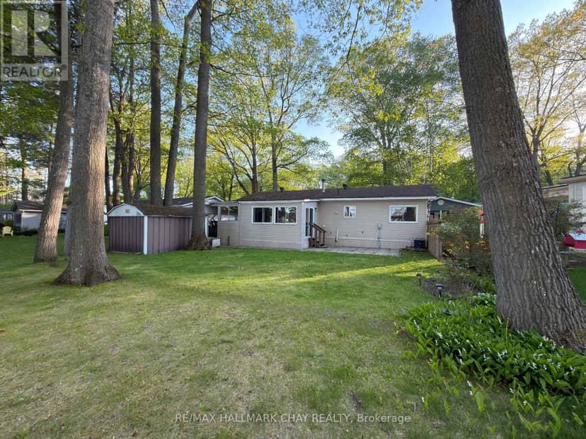 13 Carruthers Street N, Wasaga Beach, photo 5