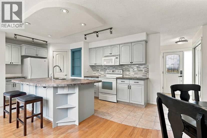 6624 37 Street SW, Calgary, photo 8