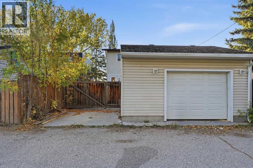 6624 37 Street SW — photo 25 of 35