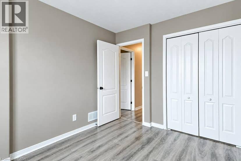 1651 CRIMSON Crescent — photo 21 of 40