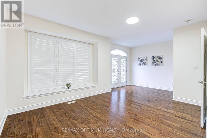 80 Royal West Drive — photo 33 of 40