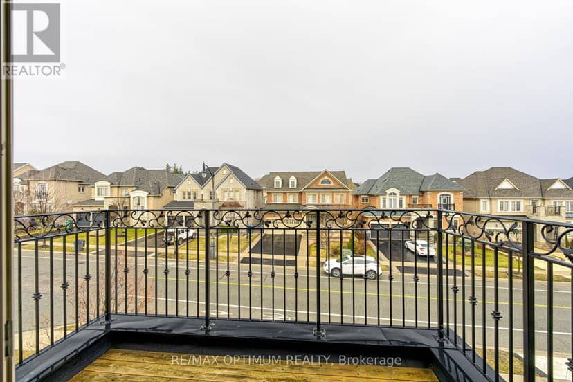 80 Royal West Drive — photo 39 of 40