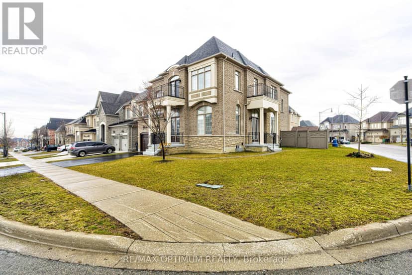 80 Royal West Drive, Brampton, photo 4
