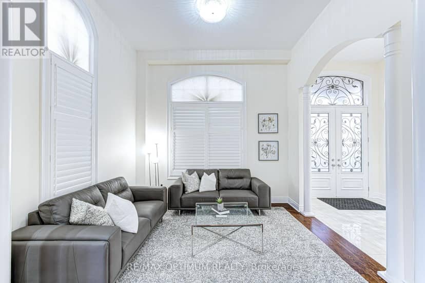 80 Royal West Drive — photo 9 of 40