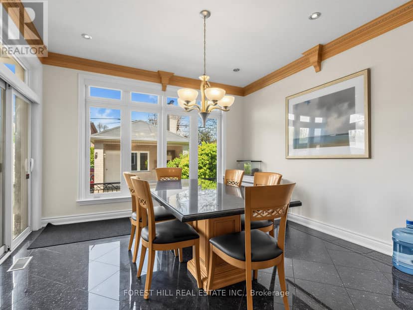 1208 Glencairn Avenue — photo 9 of 40