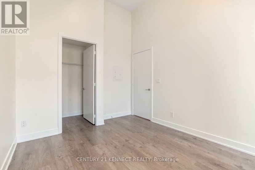 101 - 180 Veterans Drive — photo 18 of 27