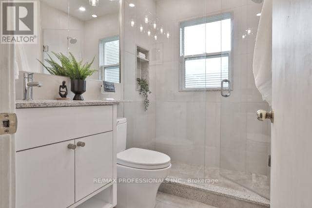 17 Loney Avenue — photo 18 of 29