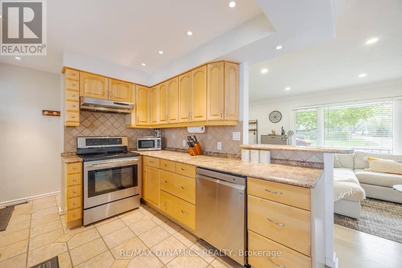 87 Rochelle Drive — photo 11 of 39