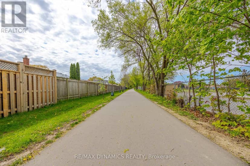 87 Rochelle Drive — photo 32 of 39