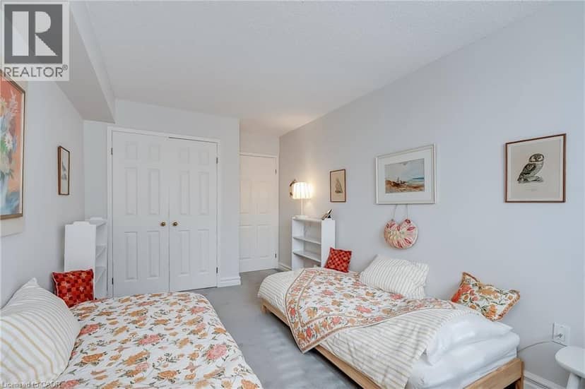 221 ROBINSON Street Unit# 307 — photo 15 of 21