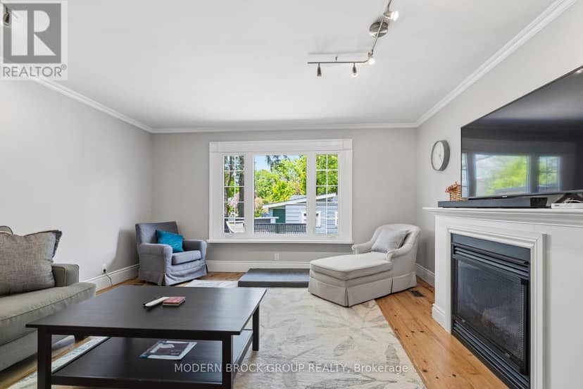 254 King Street E — photo 28 of 40