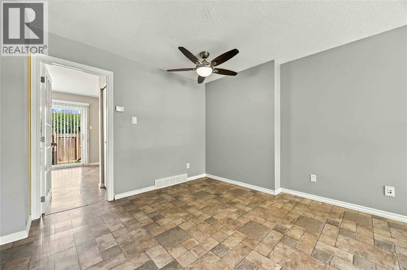 200 ST.CLAIR BOULEVARD Unit# 44 — photo 10 of 40