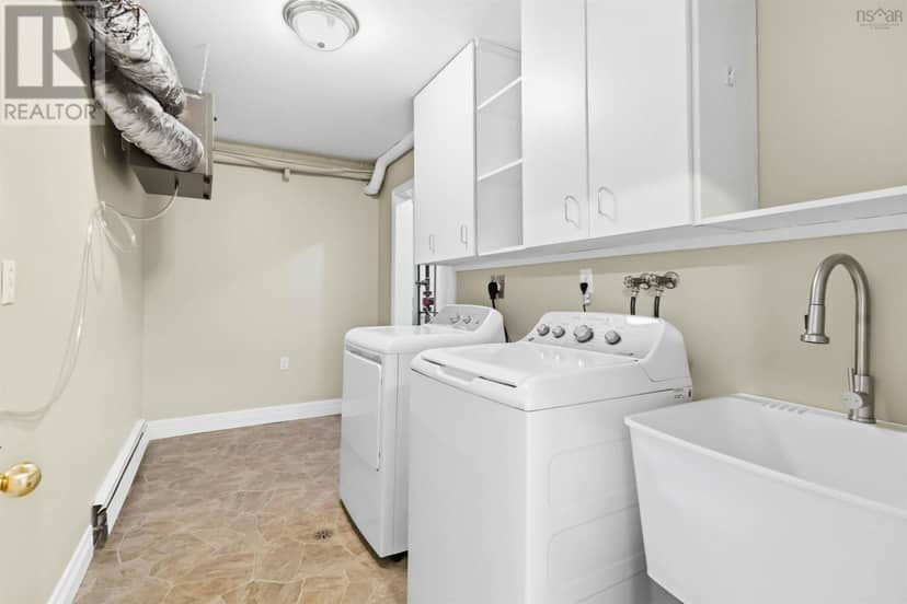 836 Lakeview Avenue — photo 37 of 40