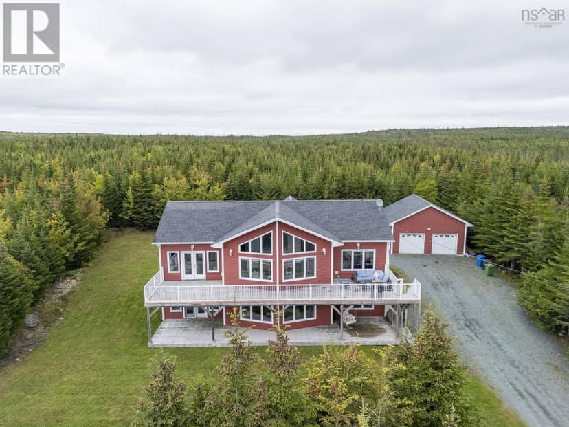 307 Leslie Road, East Lawrencetown