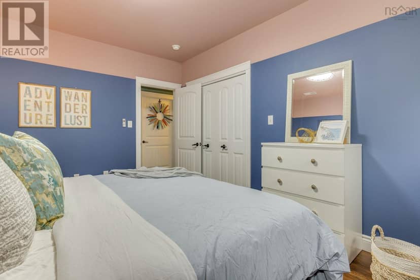 307 Leslie Road — photo 32 of 40